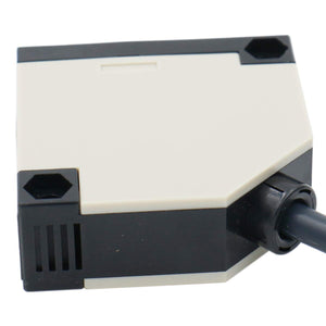 Lichtschranke E3JK-R4M1 240VDC